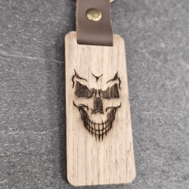 Schlüsselanhänger aus Holz